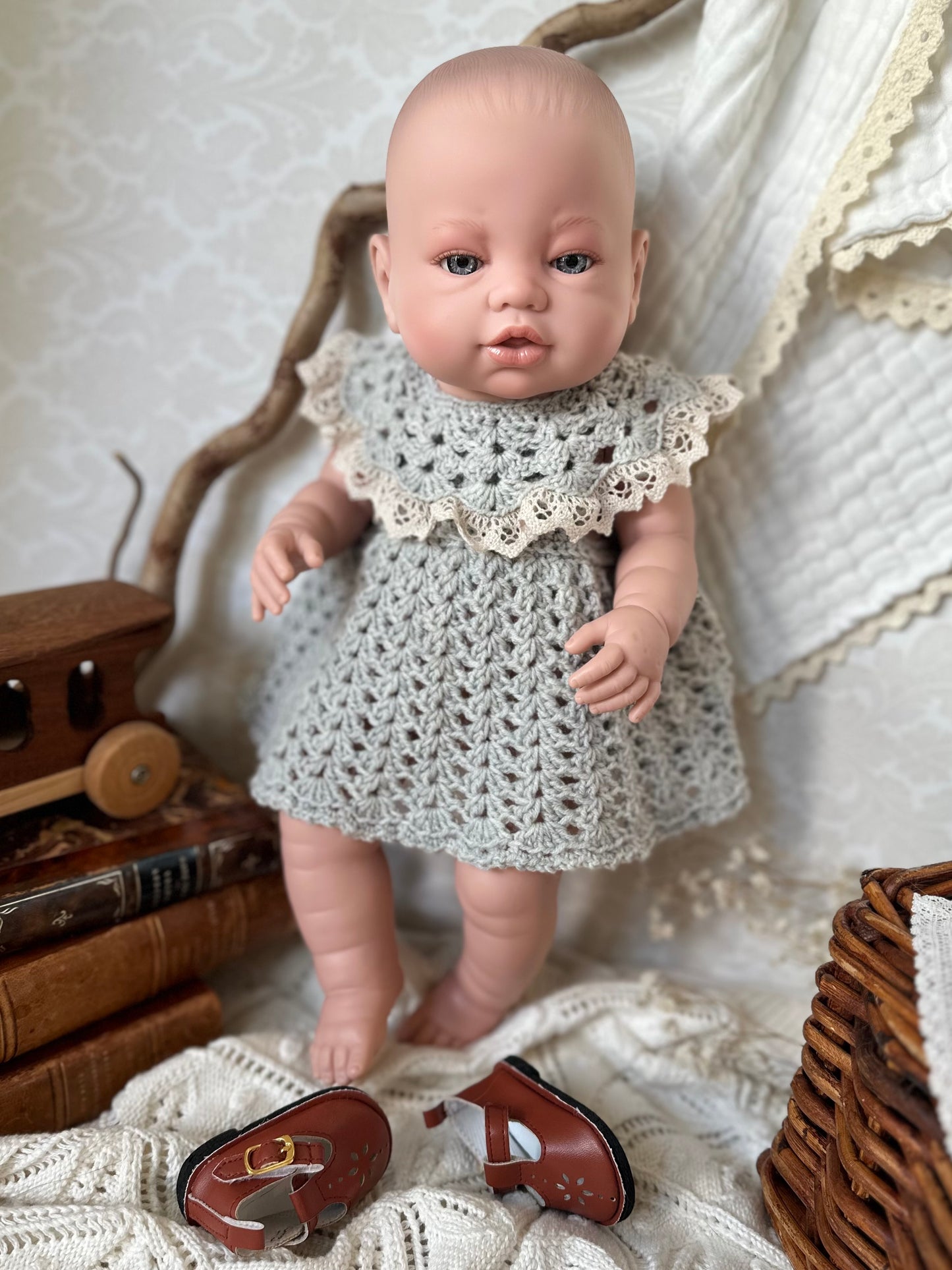 Doll dress