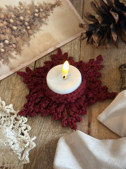 Enchanting wintertale tealight holder