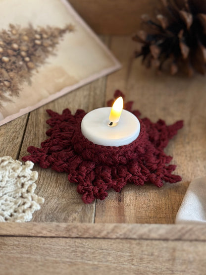 Enchanting wintertale tealight holder